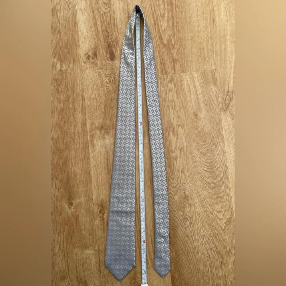Emporio Armani Silver Geometric Tie 100% silk classic designer